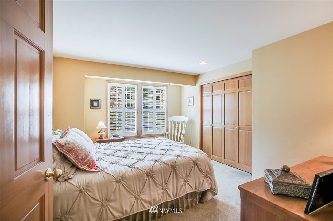 13836 Southeast 158th Street Renton, WA 98058 - Photo 18 of 25 Gallery Image 18