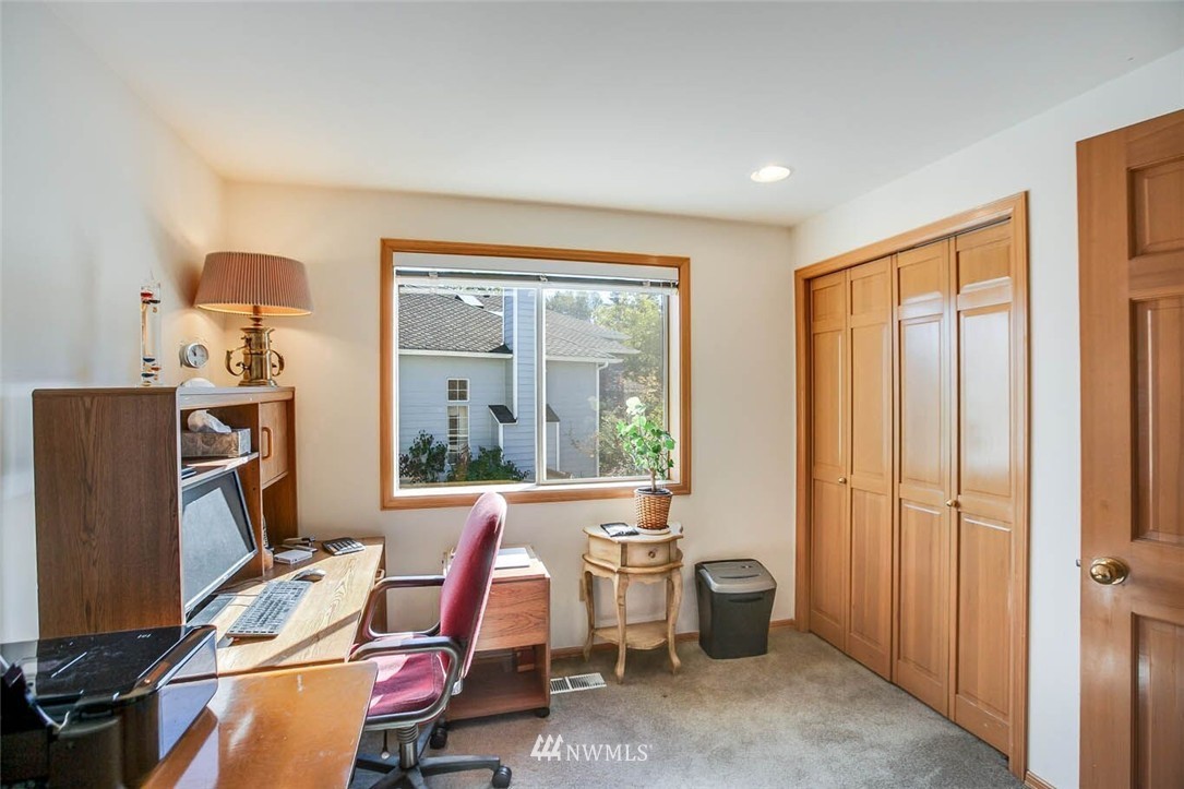 13836 Southeast 158th Street Renton, WA 98058 - Photo 20 of 25 Gallery Image 20