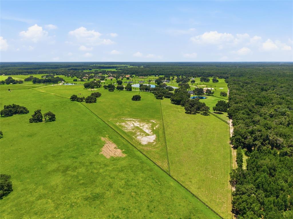14 Southwest 138th Loop Dunnellon, FL 34432 - Photo 12 of 30 Gallery Image 12