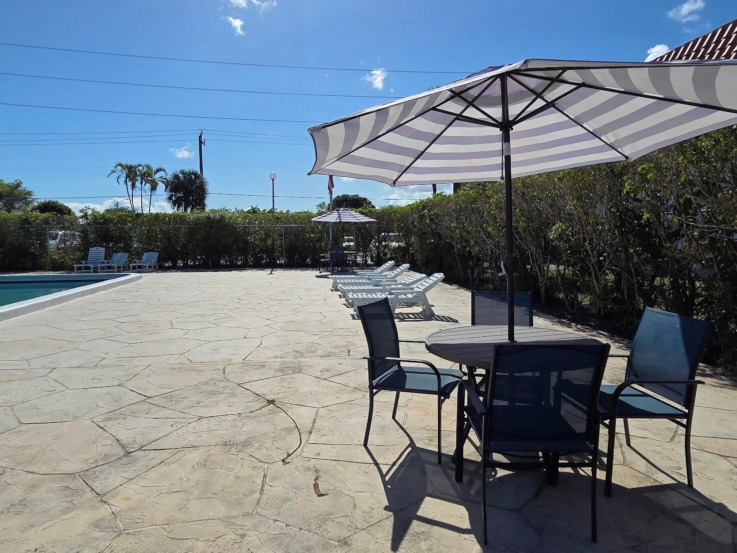 2001 Woolbright Road, Unit F203 Boynton Beach, FL 33426 - Photo 17 of 20 f23