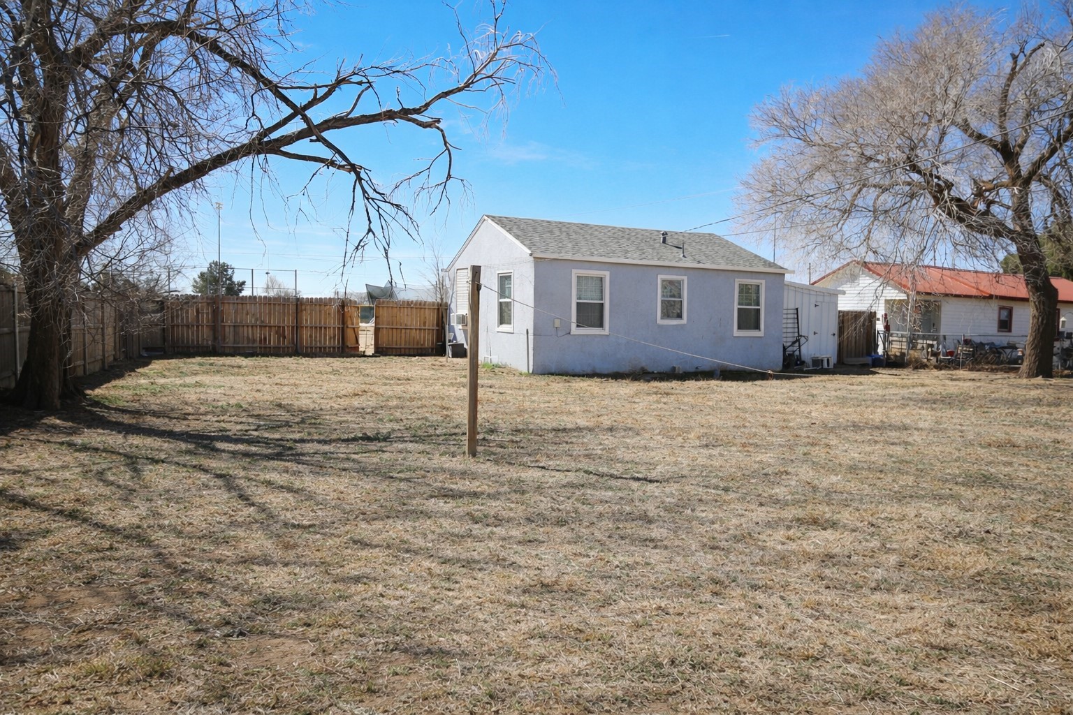 709 10th Street Shallowater, TX 79363 - Photo 3 of 7