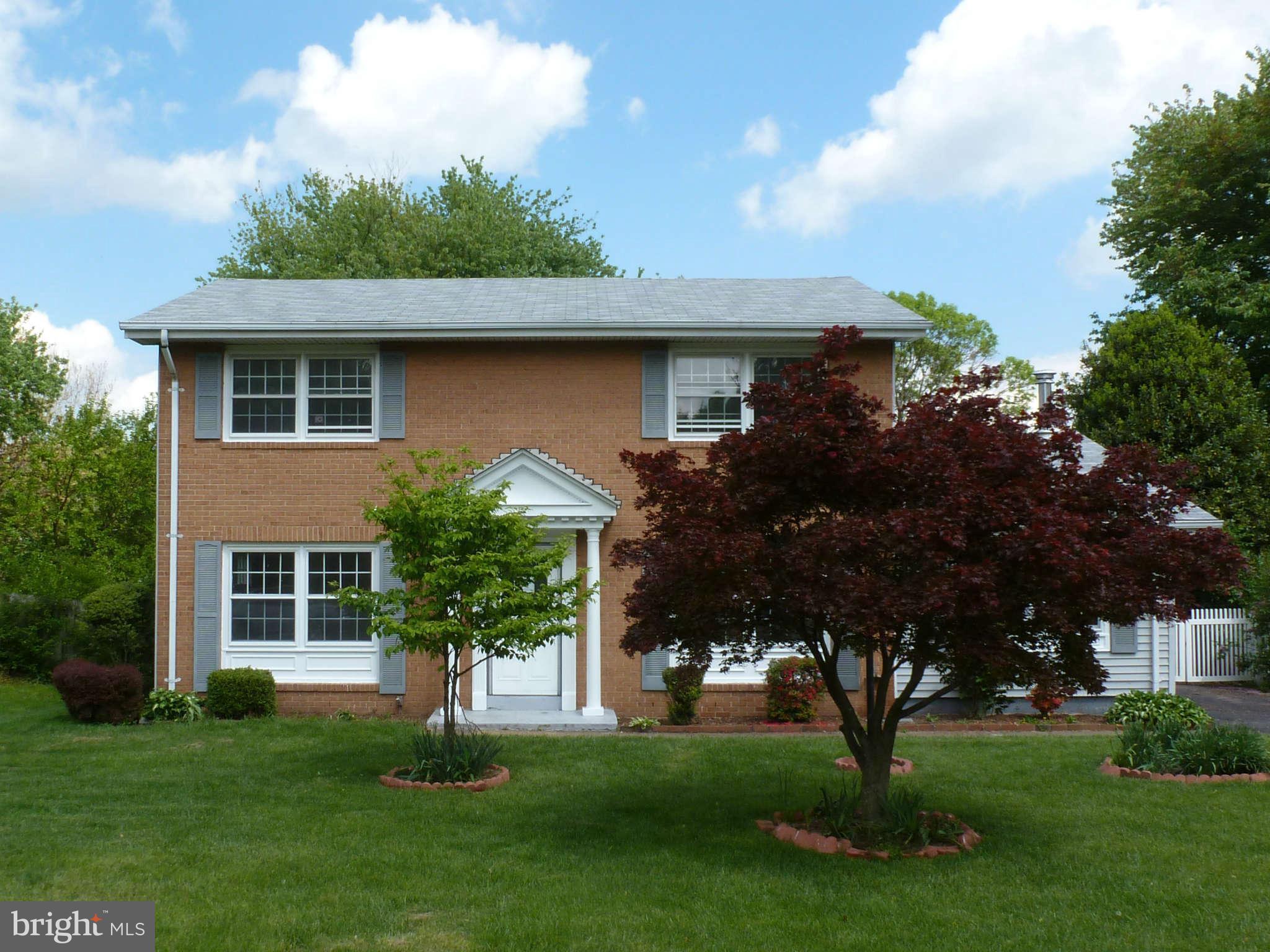 304 South Harrison Road Sterling, VA 20164 - Photo 1 of 29 Exterior (Front)