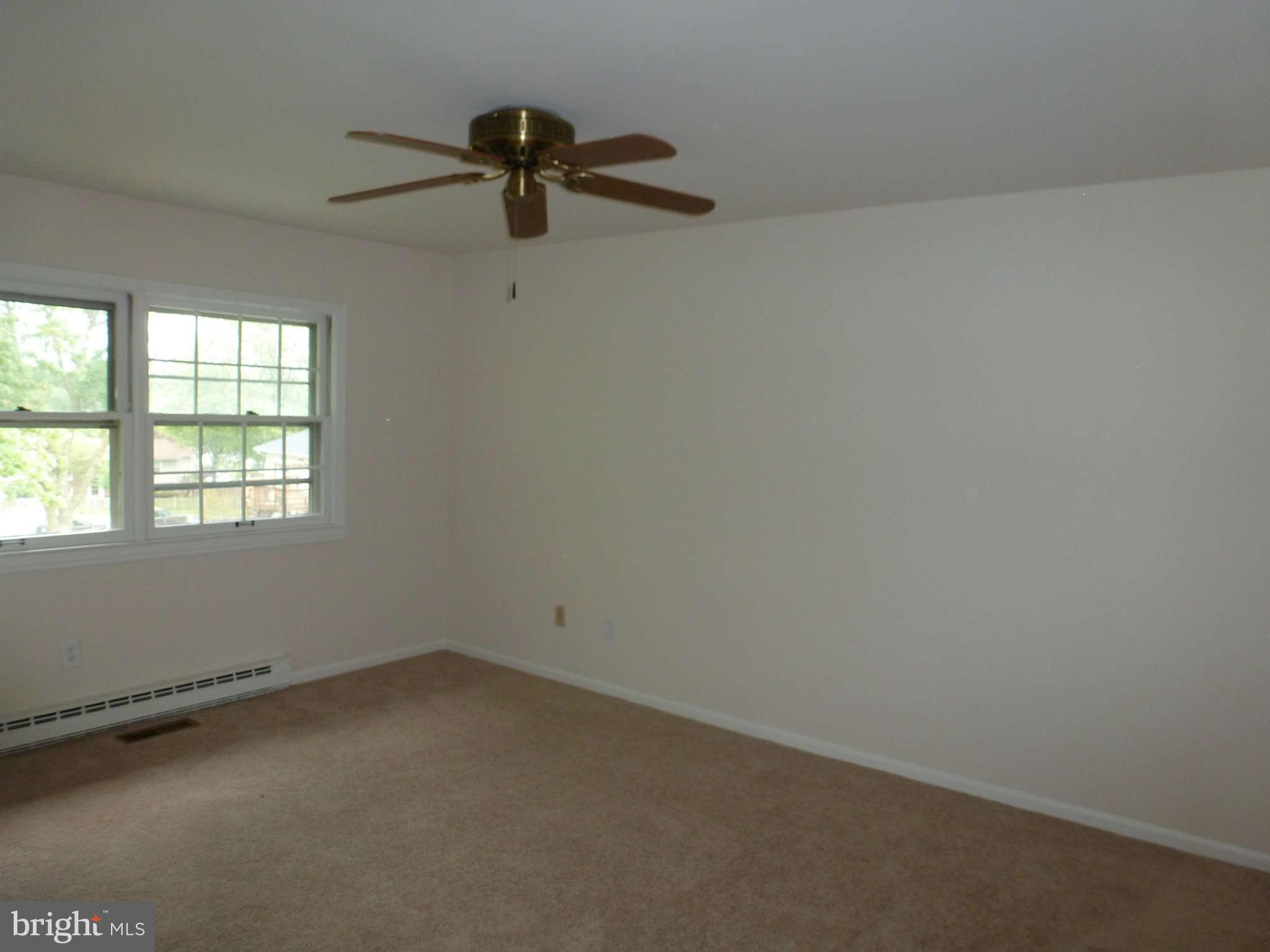 304 South Harrison Road Sterling, VA 20164 - Photo 20 of 29 Bedroom