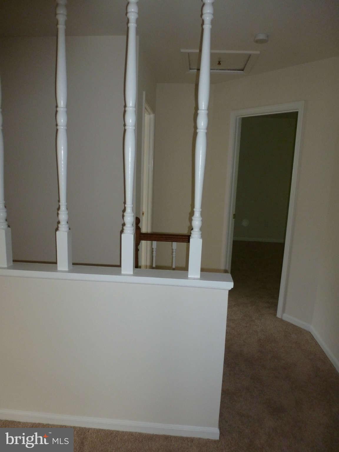 304 South Harrison Road Sterling, VA 20164 - Photo 23 of 29 Hall