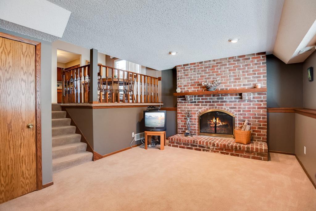 4224 Trenton Road Eagan, MN 55123 - Photo 20 of 35 Gallery Image 20