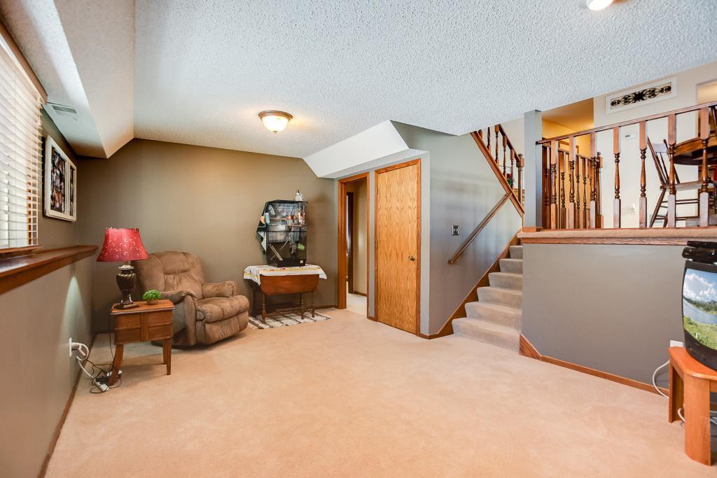4224 Trenton Road Eagan, MN 55123 - Photo 23 of 35 Gallery Image 23