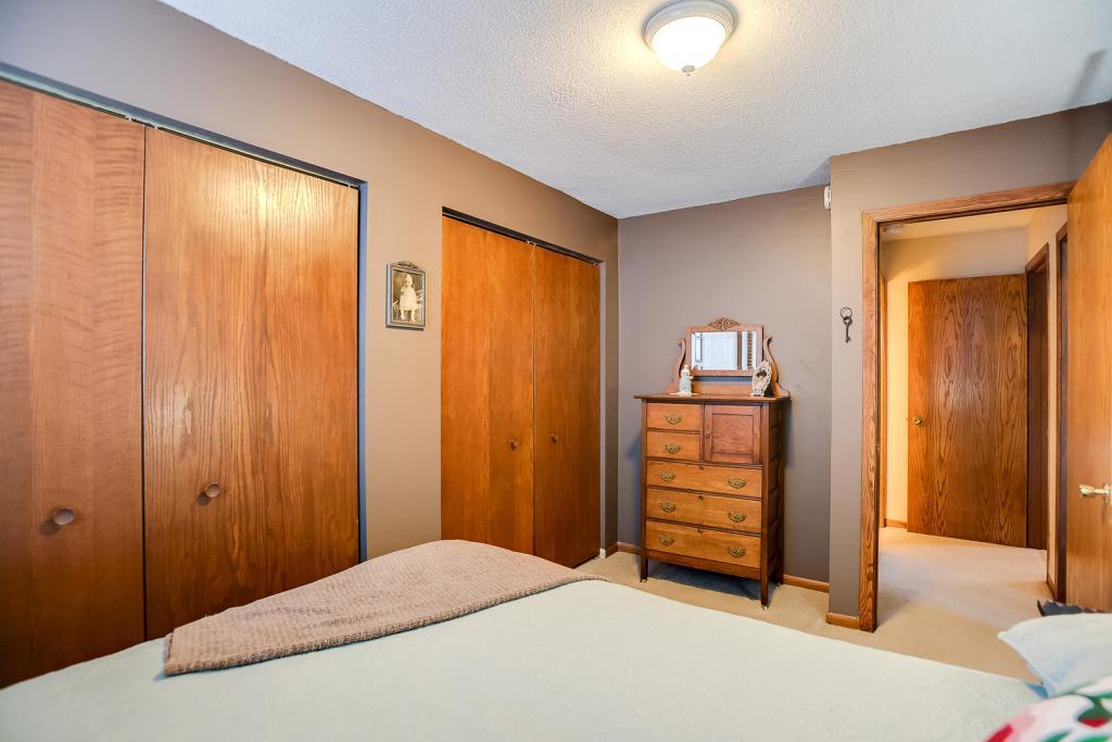 4224 Trenton Road Eagan, MN 55123 - Photo 25 of 35 Gallery Image 25