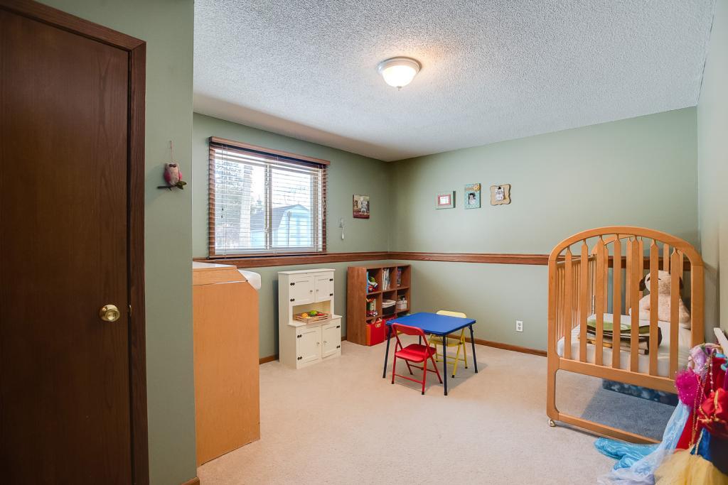 4224 Trenton Road Eagan, MN 55123 - Photo 28 of 35 Gallery Image 28