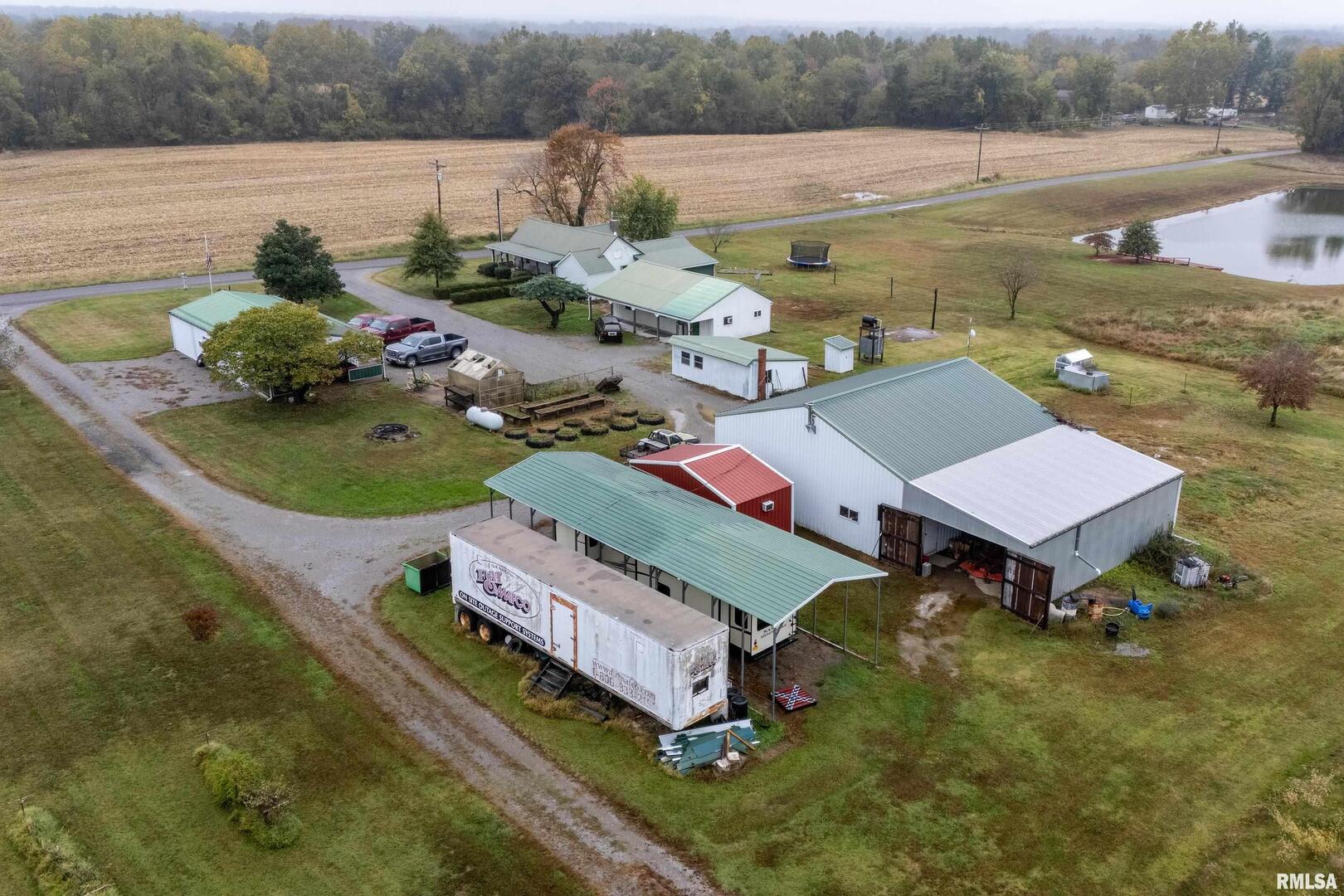 365 Bond Road Galatia, IL 62935 - Photo 3 of 56