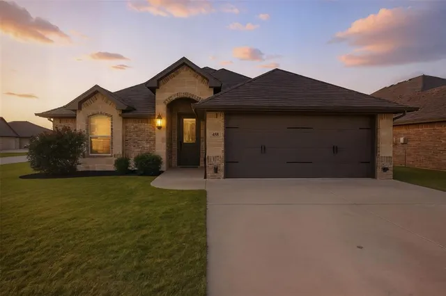 $359,900 | 458 Silverton Drive, Granbury, TX 76049