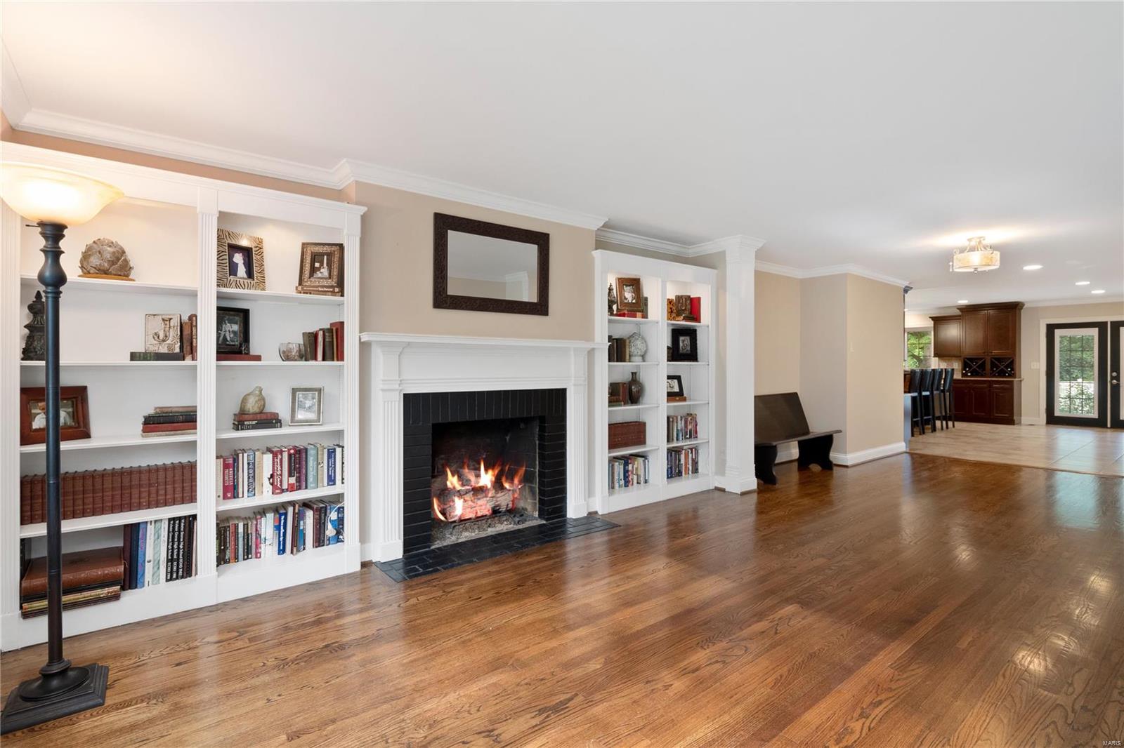 2657 Salem Road St. Louis, MO 63144 - Photo 3 of 50