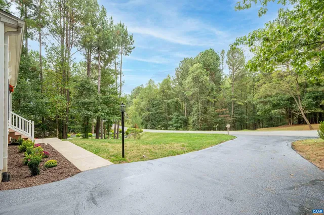 $559,000 | 211 Red Cedar Road, Barboursville, VA 22923