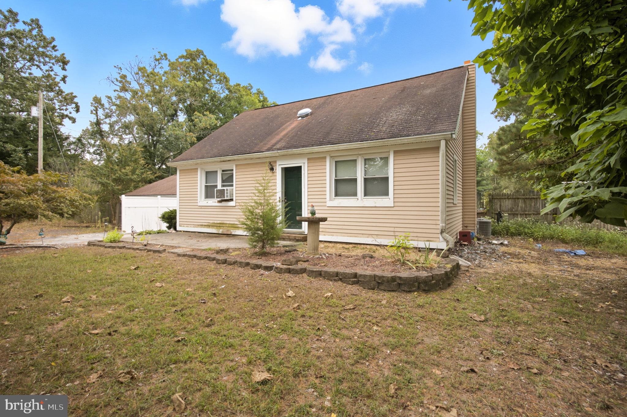 687 Jackson Road Atco, NJ 08004 - Photo 3 of 20 a view of a house with a yard
