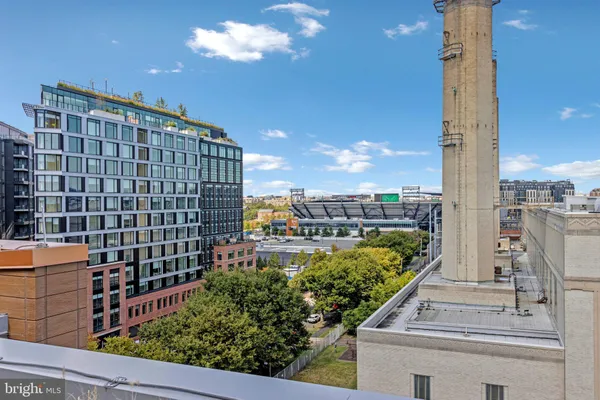 $1,390,000 | 88 V Street Southwest, Unit 801, Washington, DC 20024