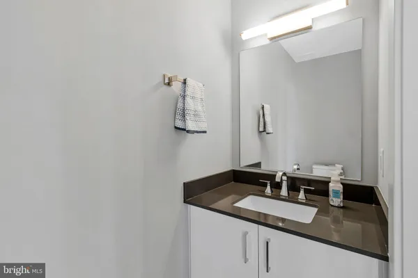 $1,390,000 | 88 V Street Southwest, Unit 801, Washington, DC 20024