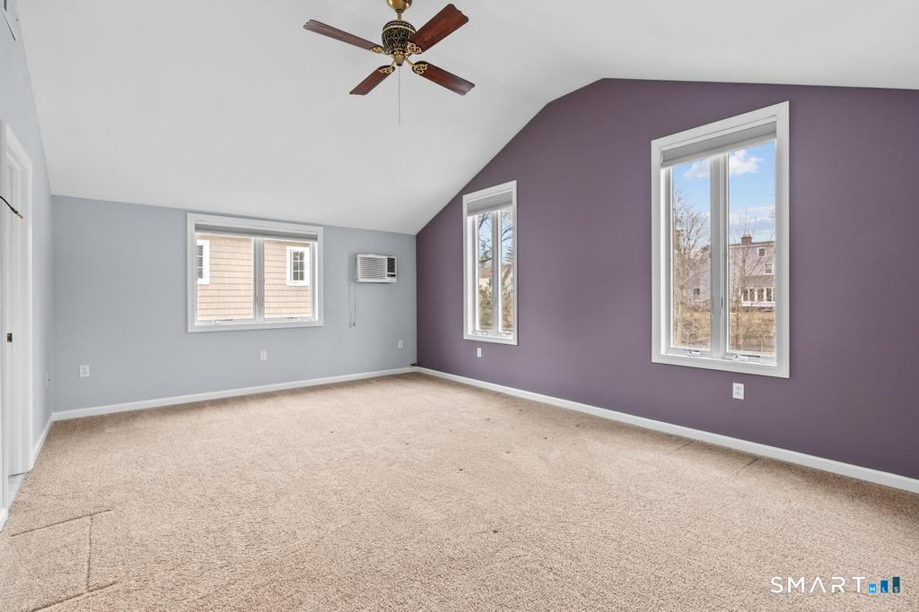 83 Meadowbrook Road West Hartford, CT 06107 - Photo 22 of 40