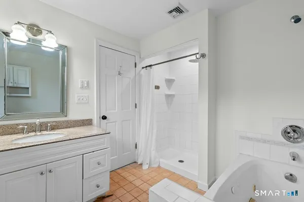 $4,000 | 83 Meadowbrook Road, West Hartford, CT 06107