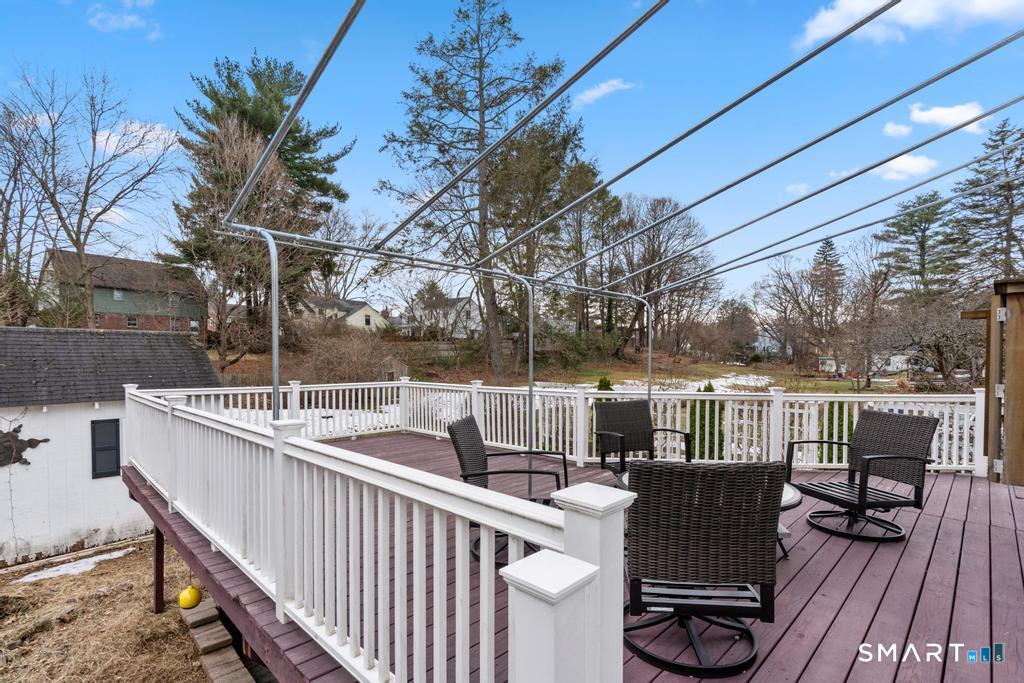 83 Meadowbrook Road West Hartford, CT 06107 - Photo 33 of 40