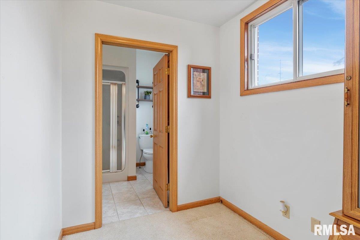 5475 Watret Road New Berlin, IL 62670 - Photo 14 of 33