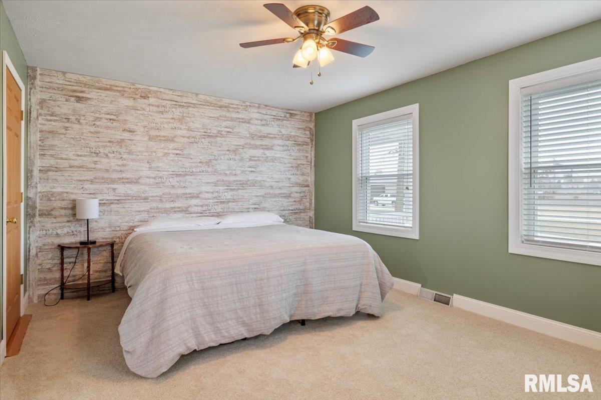 5475 Watret Road New Berlin, IL 62670 - Photo 17 of 33