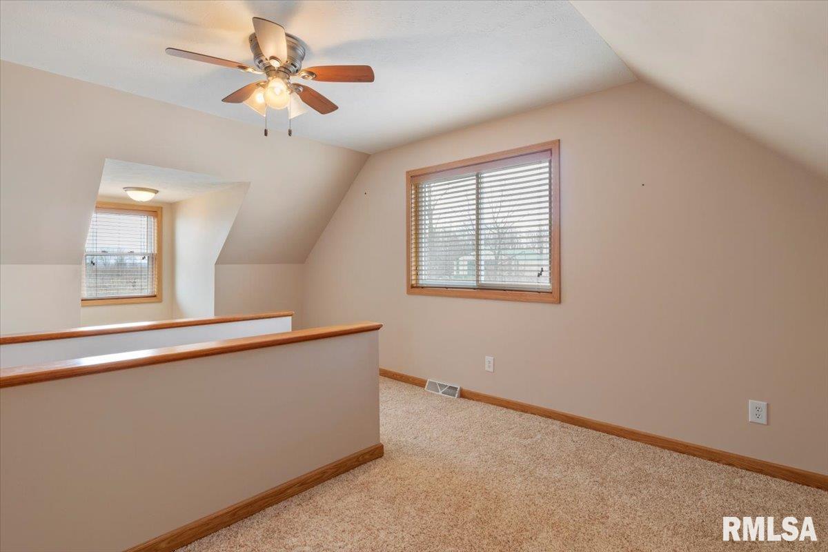 5475 Watret Road New Berlin, IL 62670 - Photo 21 of 33