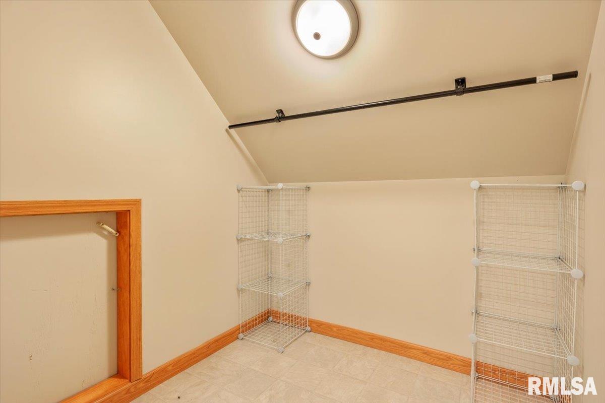 5475 Watret Road New Berlin, IL 62670 - Photo 24 of 33