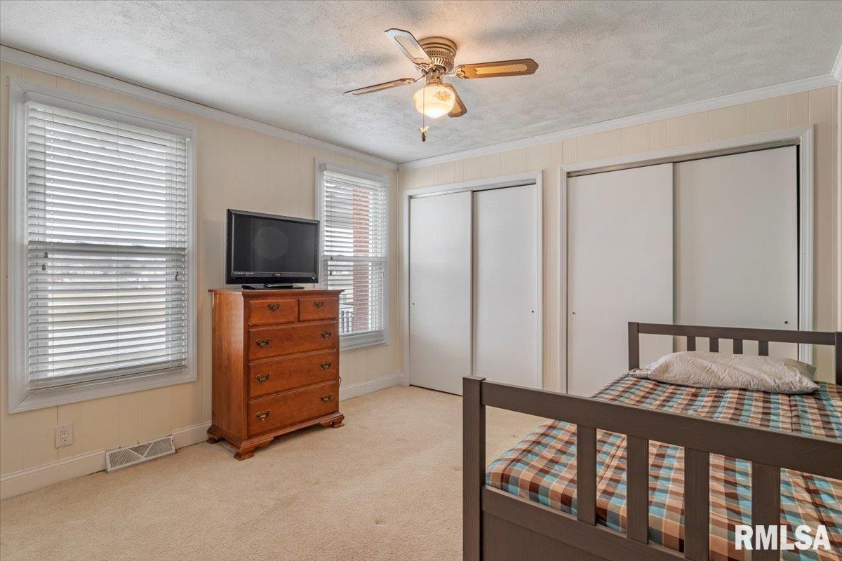 5475 Watret Road New Berlin, IL 62670 - Photo 25 of 33