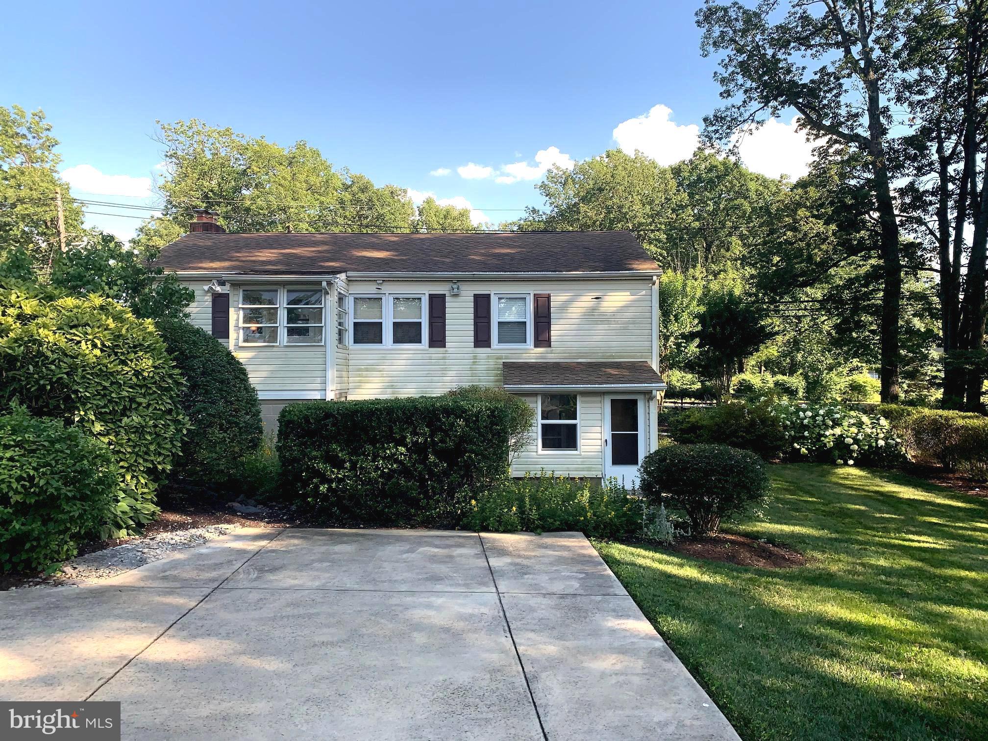 15312 Bond Mill Road Laurel, MD 20707 - Photo 4 of 18 Rear view