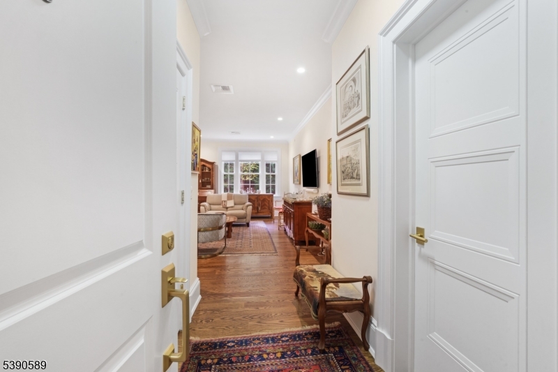 80 Claremont Road, Unit 206 Bernardsville, NJ 07924 - Photo 5 of 30