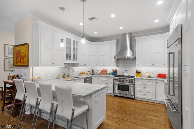 80 Claremont Road, Unit 206 Bernardsville, NJ 07924 - Photo 6 of 30