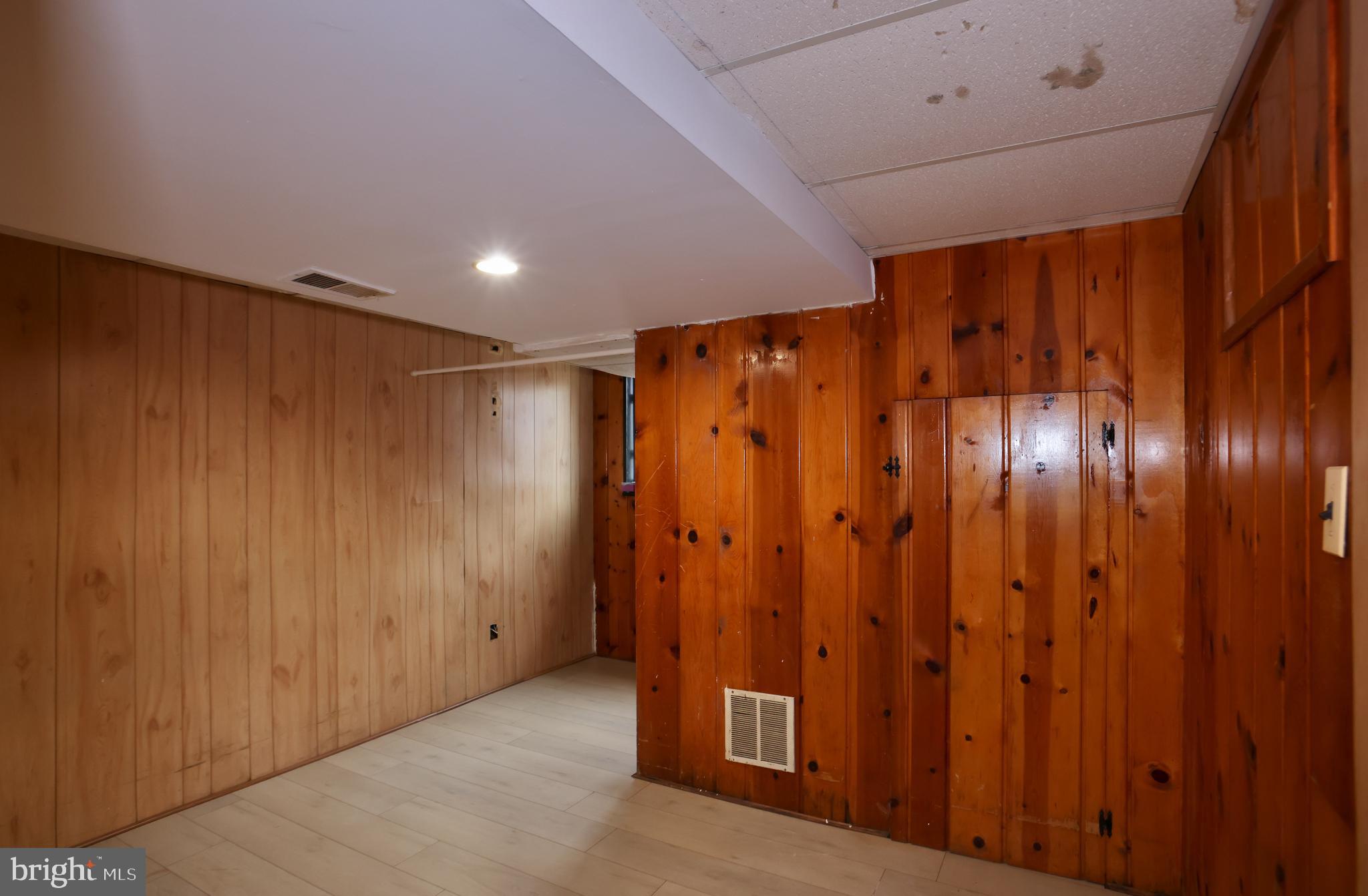 1110 Ruatan Street Silver Spring, MD 20903 - Photo 22 of 30 Gallery Image 22