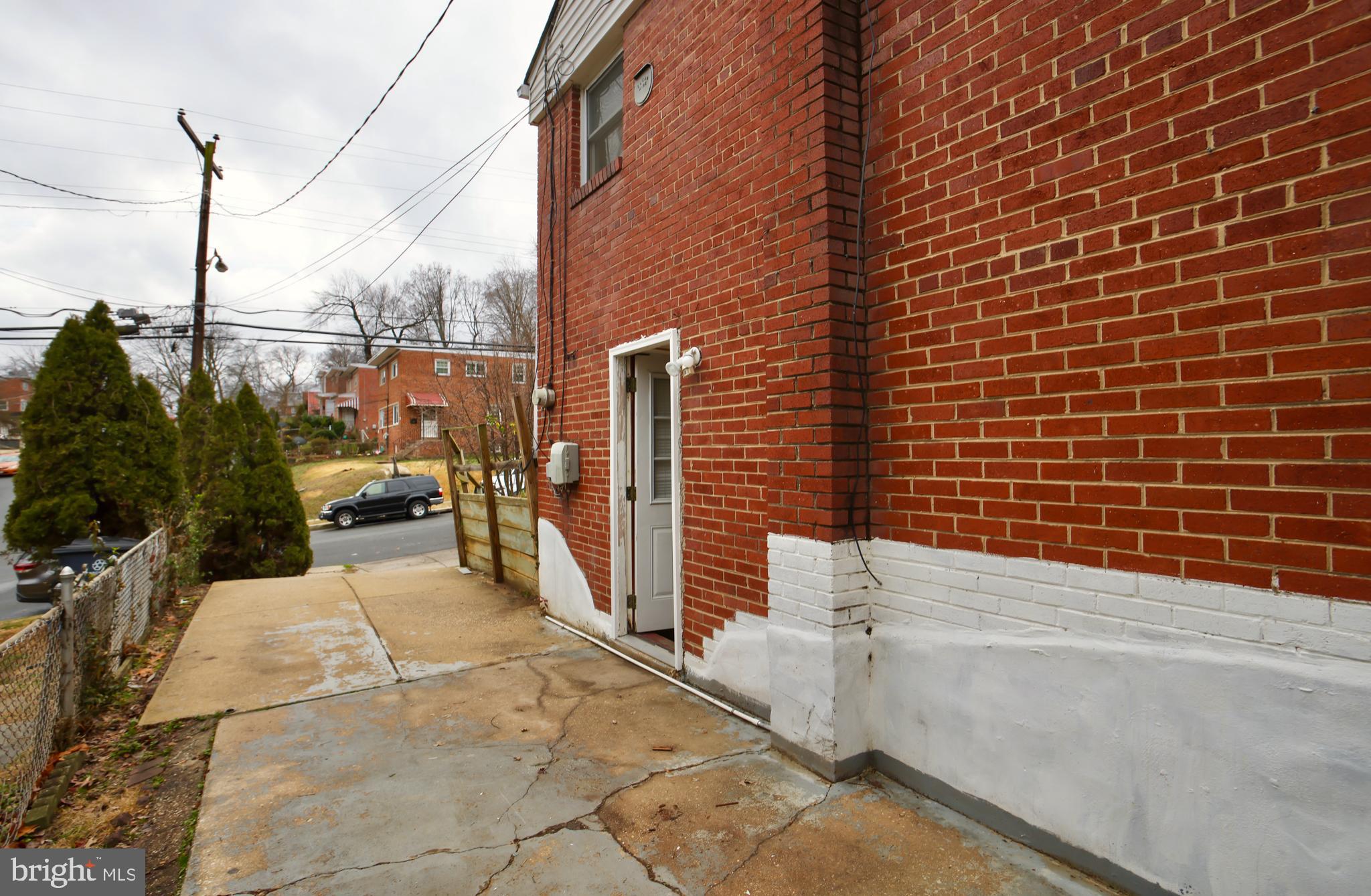 1110 Ruatan Street Silver Spring, MD 20903 - Photo 28 of 30 Gallery Image 28