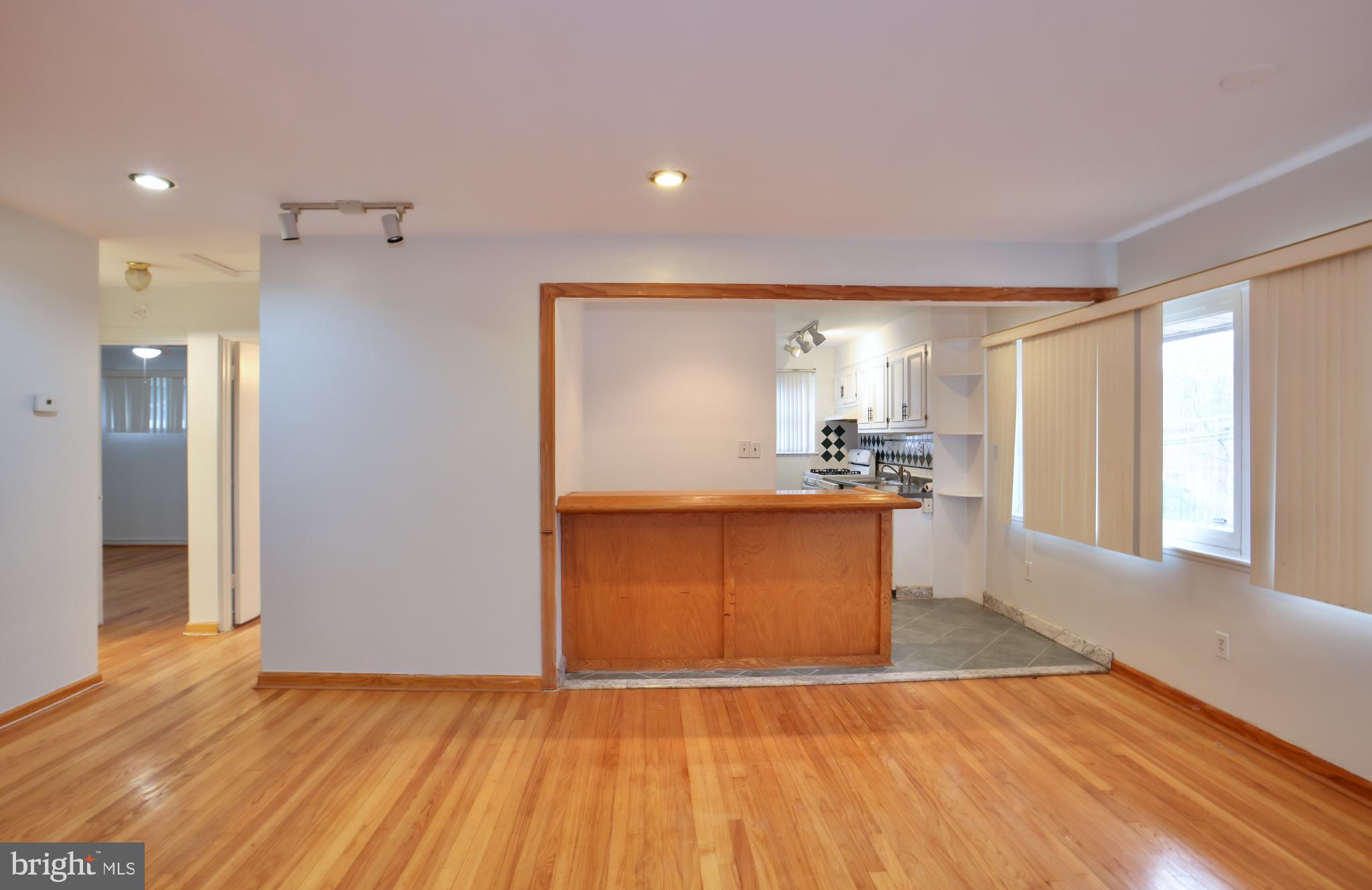 1110 Ruatan Street Silver Spring, MD 20903 - Photo 4 of 30 Gallery Image 4