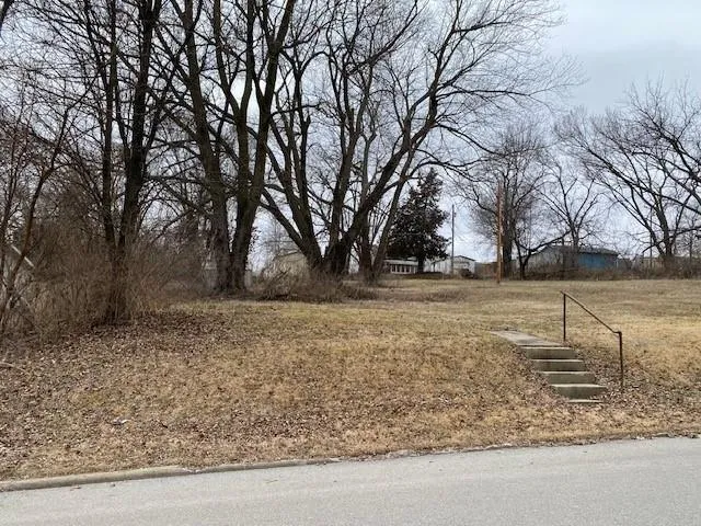 $10,500 | 1021 Ash Street, Atchison, KS 66002