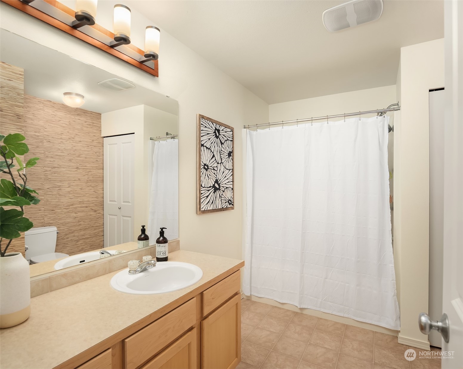 15325 Southeast 155th Place, Unit R2 Renton, WA 98058 - Photo 14 of 21 Gallery Image 14
