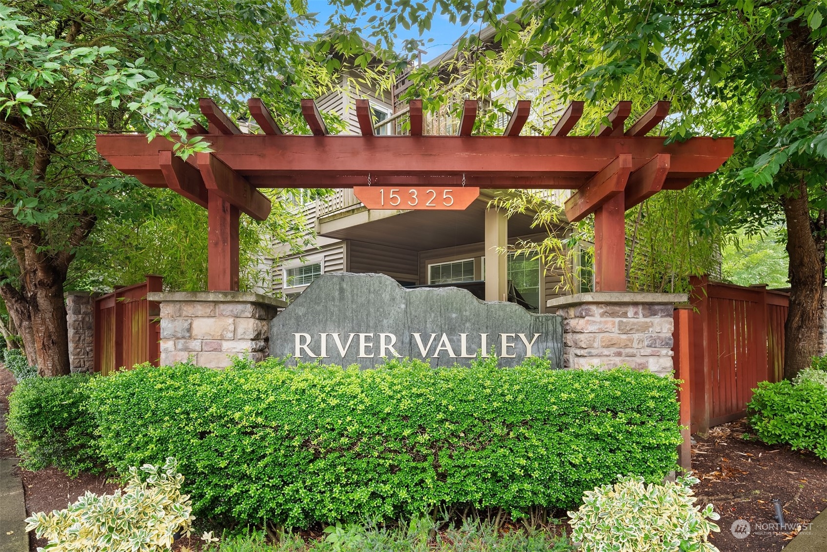 15325 Southeast 155th Place, Unit R2 Renton, WA 98058 - Photo 15 of 21 Gallery Image 15