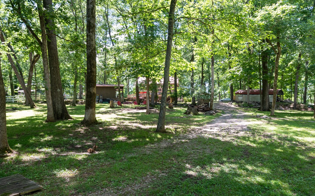 2344 Granny Wright Lane Hermitage, TN 37076 - Photo 34 of 37 a view of a park with a bench