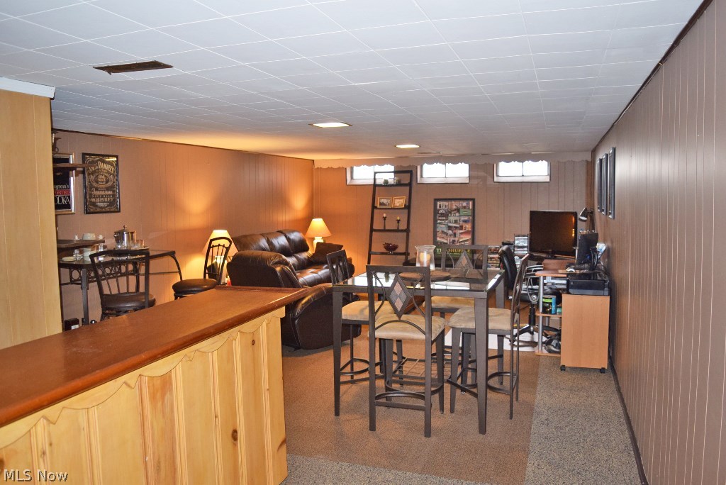 945 Hanley Road Cleveland, OH 44124 - Photo 14 of 26