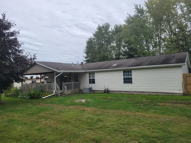 $272,000 | 25652 18th Avenue, Gobles, MI 49055