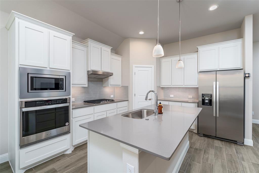 3648 Walnut Rdg Drive Grand Prairie, TX 76065 - Photo 12 of 33