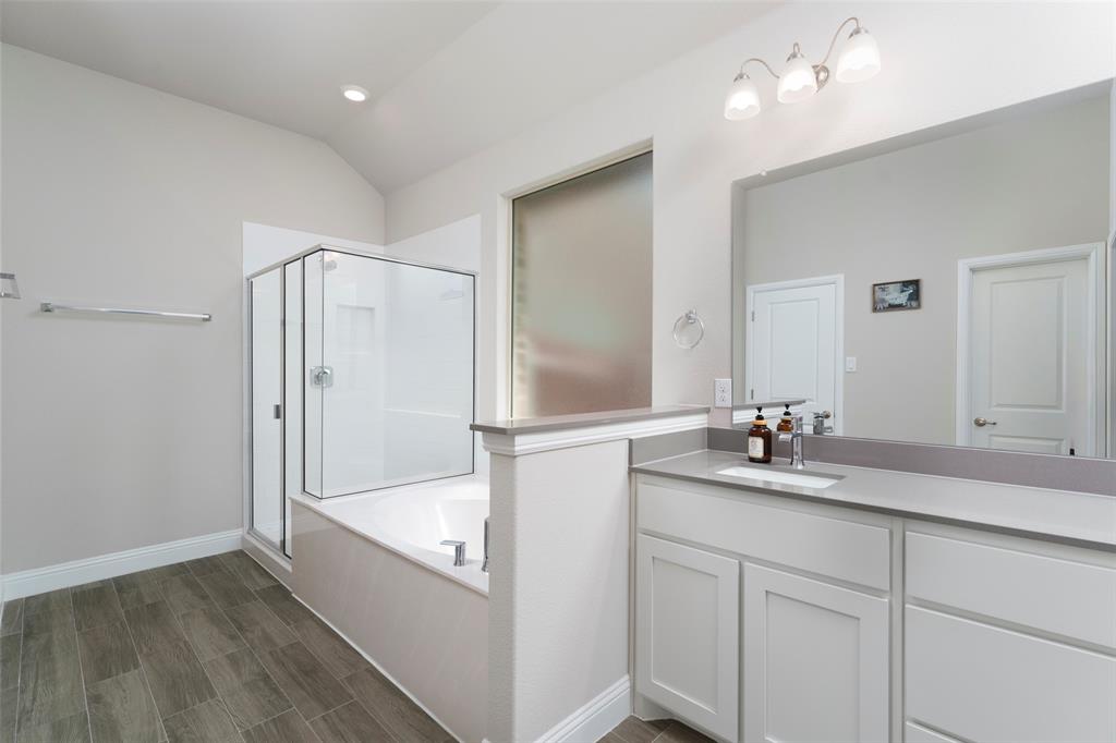 3648 Walnut Rdg Drive Grand Prairie, TX 76065 - Photo 18 of 33