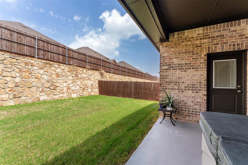 3648 Walnut Rdg Drive Grand Prairie, TX 76065 - Photo 29 of 33