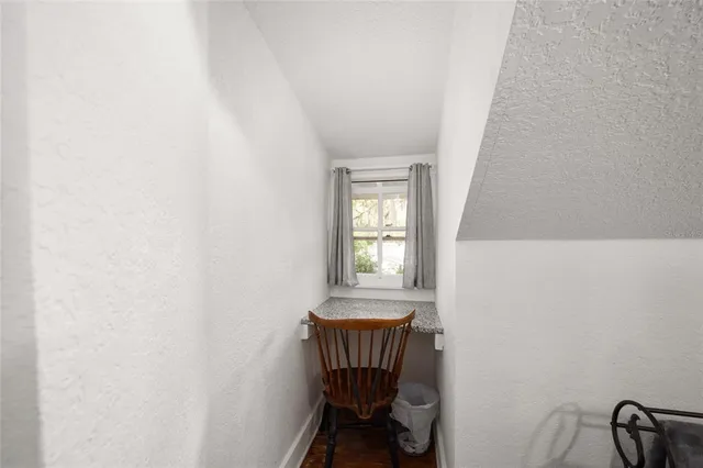 $450,000 | 949 Northeast 4th Street, Ocala, FL 34470