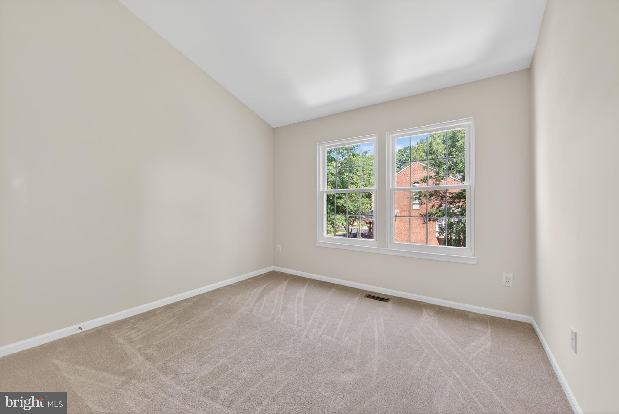 1409 Park Garden Lane Reston, VA 20194 - Photo 25 of 41 an empty room with windows