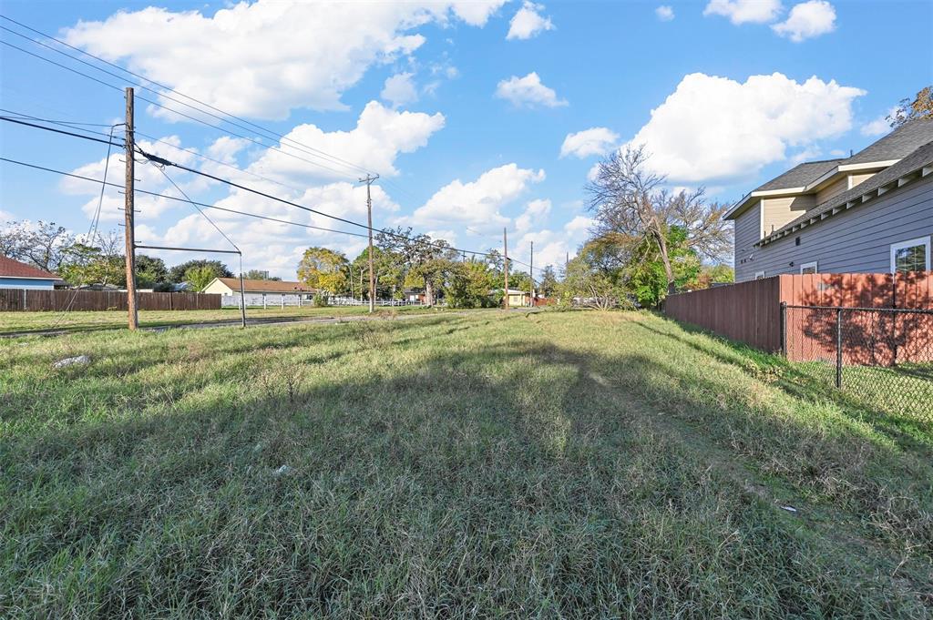 2510 Foreman Street Dallas, TX 75210 - Photo 11 of 17