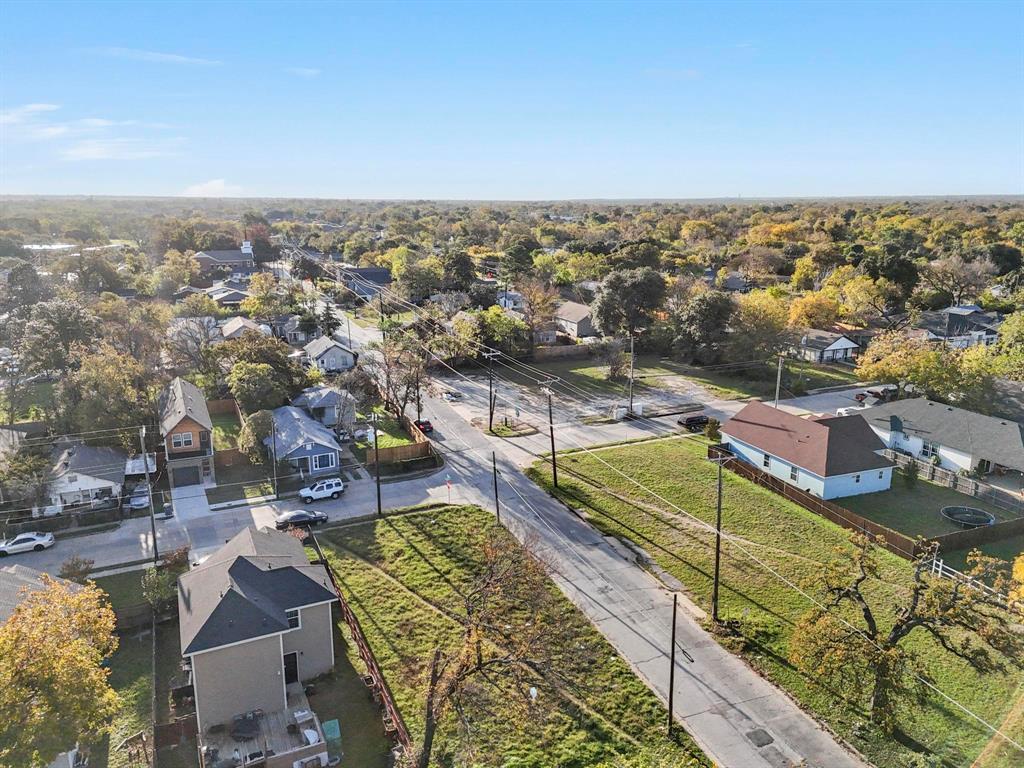 2510 Foreman Street Dallas, TX 75210 - Photo 6 of 17