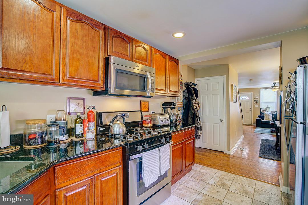 338 Tree Street Philadelphia, PA 19148 - Photo 12 of 20 Gallery Image 12