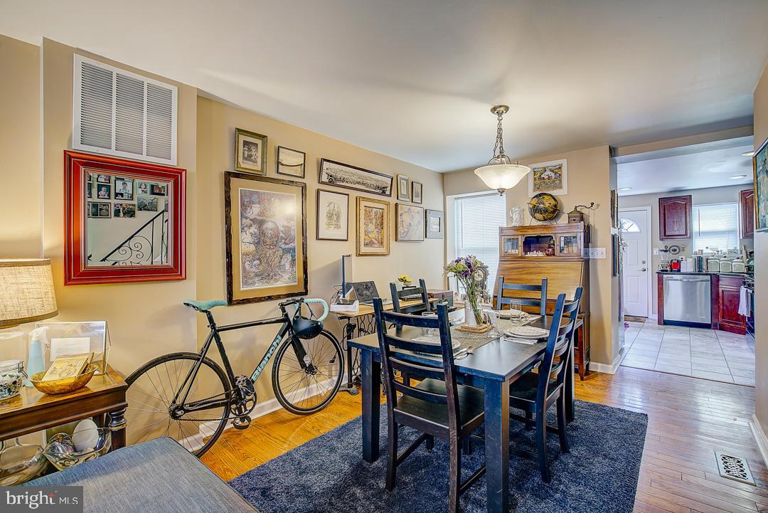 338 Tree Street Philadelphia, PA 19148 - Photo 6 of 20 Gallery Image 6