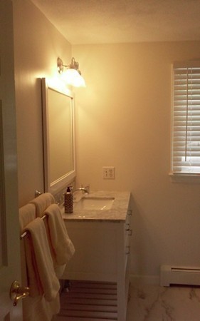 32 Dalton Road Holliston, MA 01746 - Photo 19 of 26 Gallery Image 19