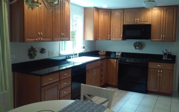 32 Dalton Road Holliston, MA 01746 - Photo 4 of 26 Gallery Image 4